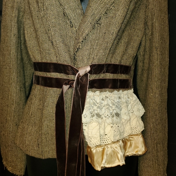 Brown Tweed Blazer - Picture 2 of 4